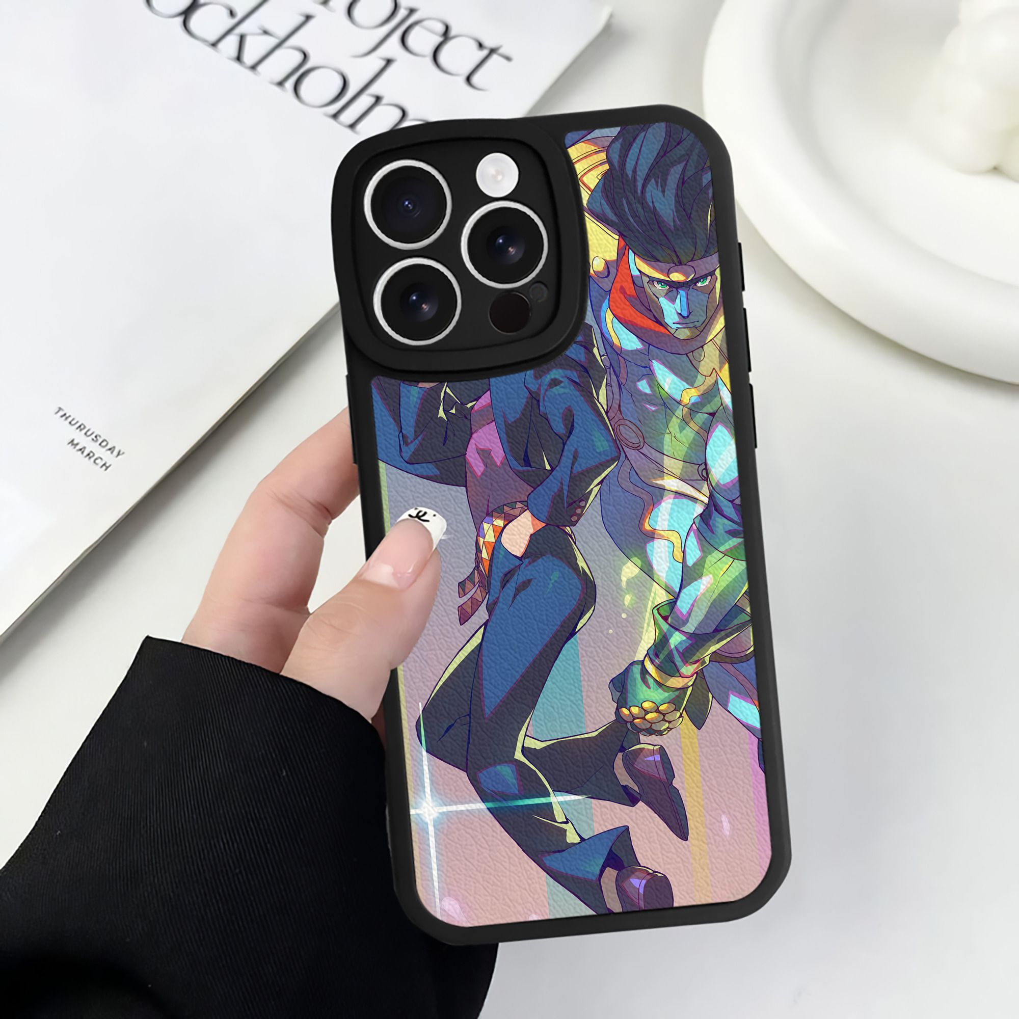 （画像用） ジョジョの奇妙な冒険 JoJo's Bizarre Adventure 【iPhone 16シリーズ対応】シリコンスマホケース（レザー調） 材質：シリコン